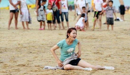 甘婷婷空姐后空翻后.jpg