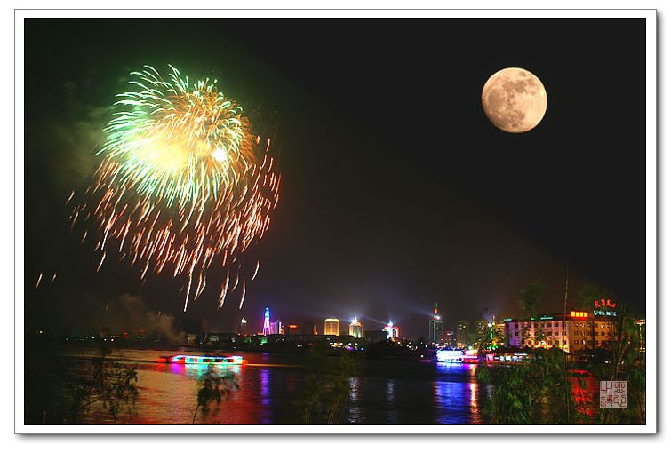 江北水城，夜舞人间.jpg