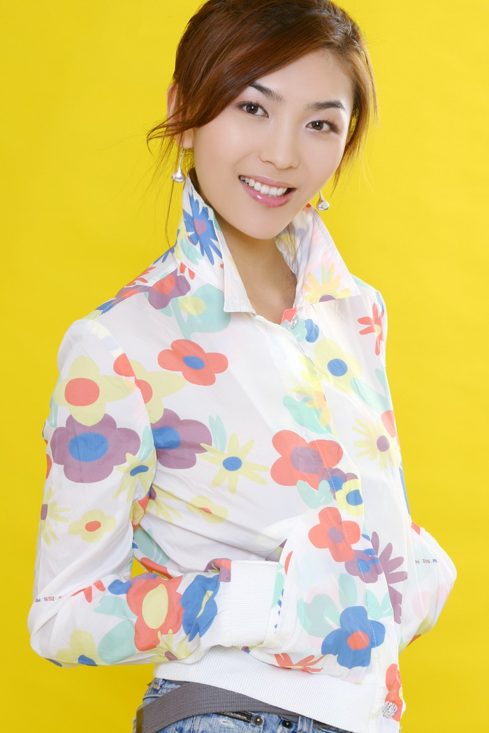 大美女闫勤-1.jpg