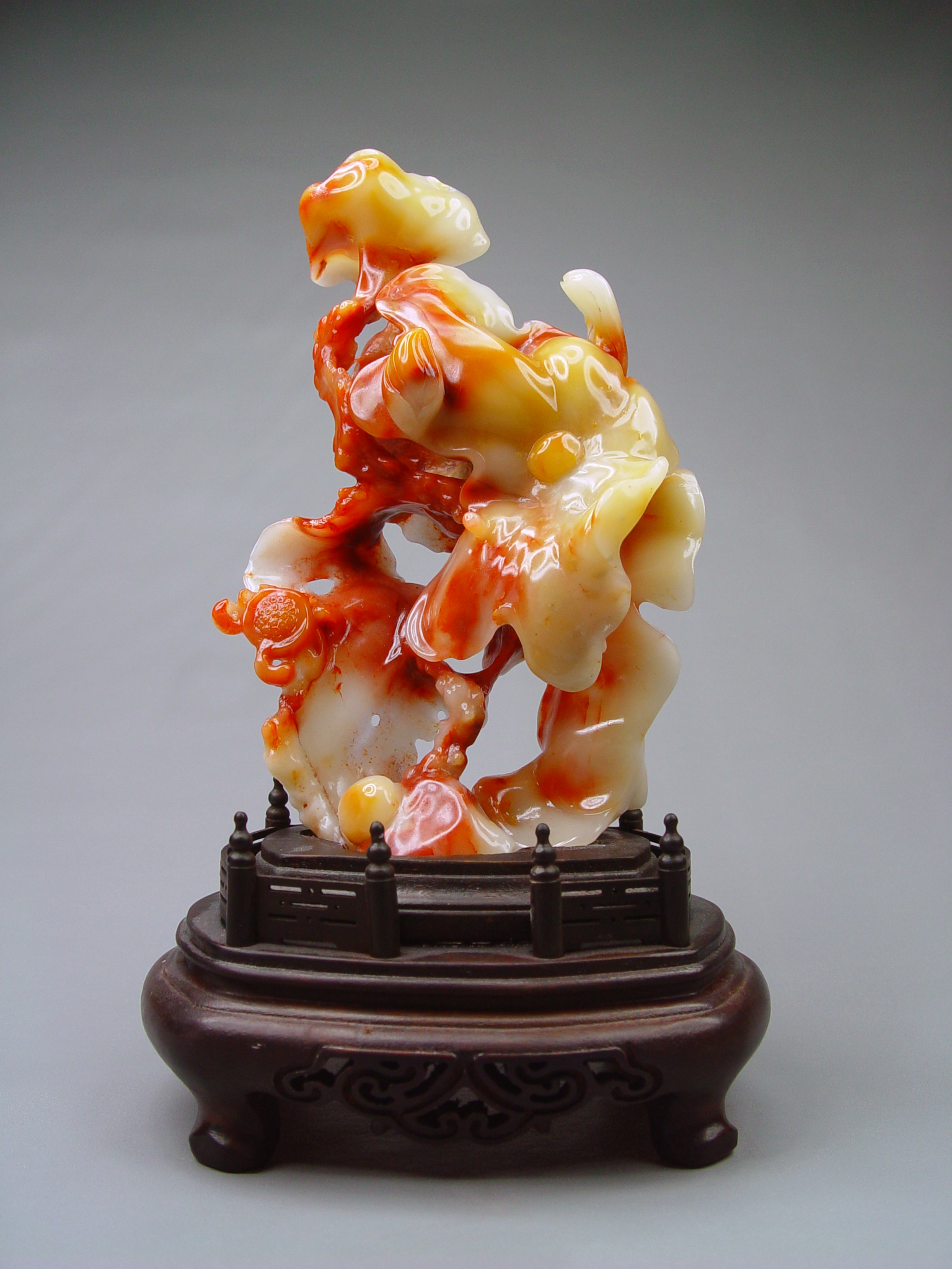 ss003寿山芙蓉摆件前14-10.5-4cm.JPG