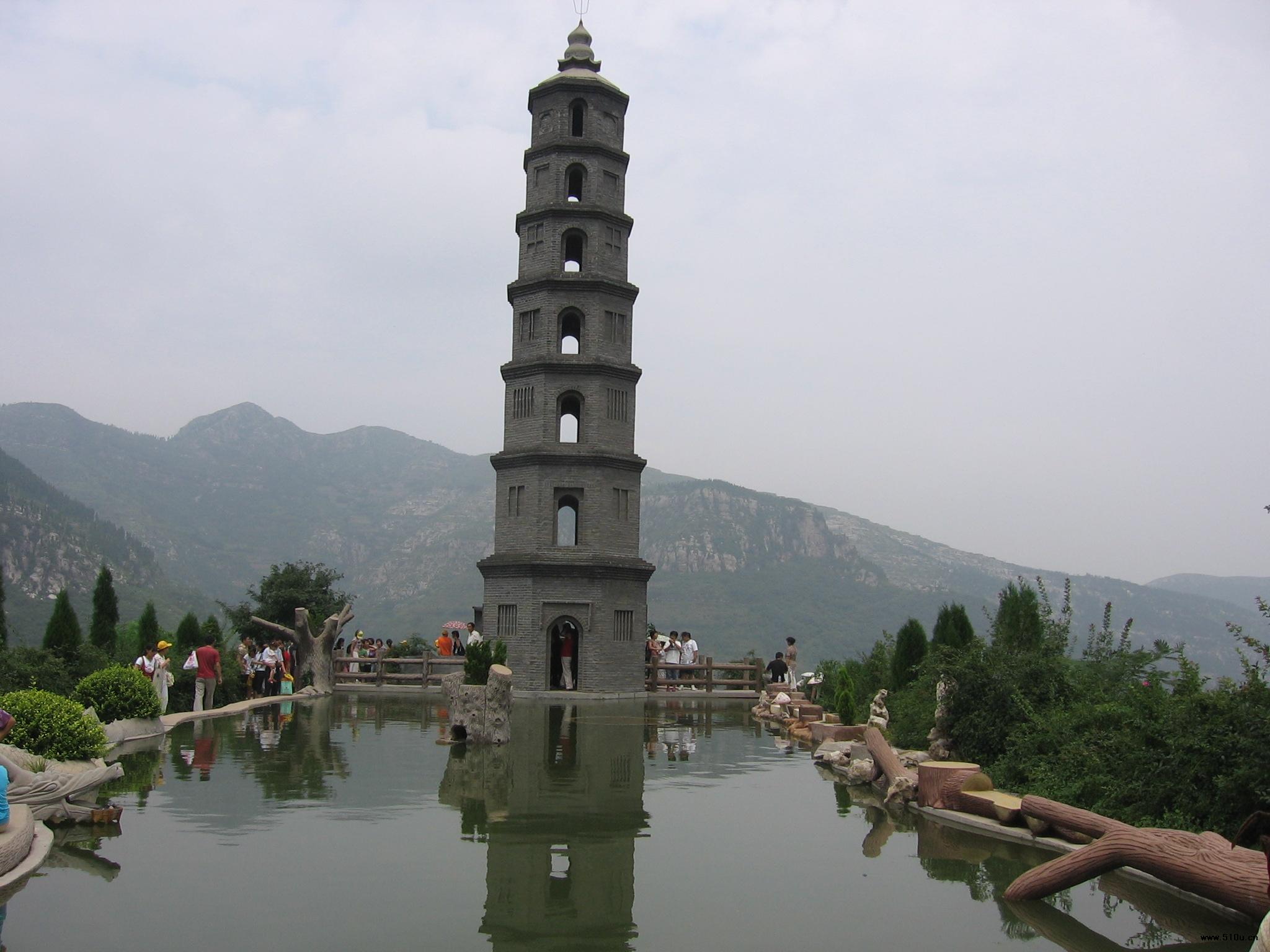 28-032327-jnswy.jpg