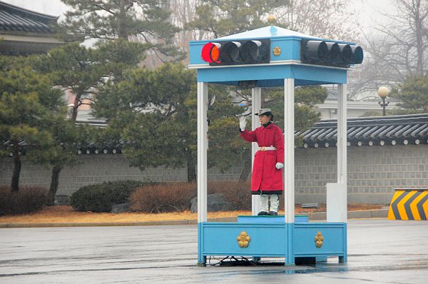 2013年1月23日，“神秘”的韩国青瓦台景点。 (1).JPG