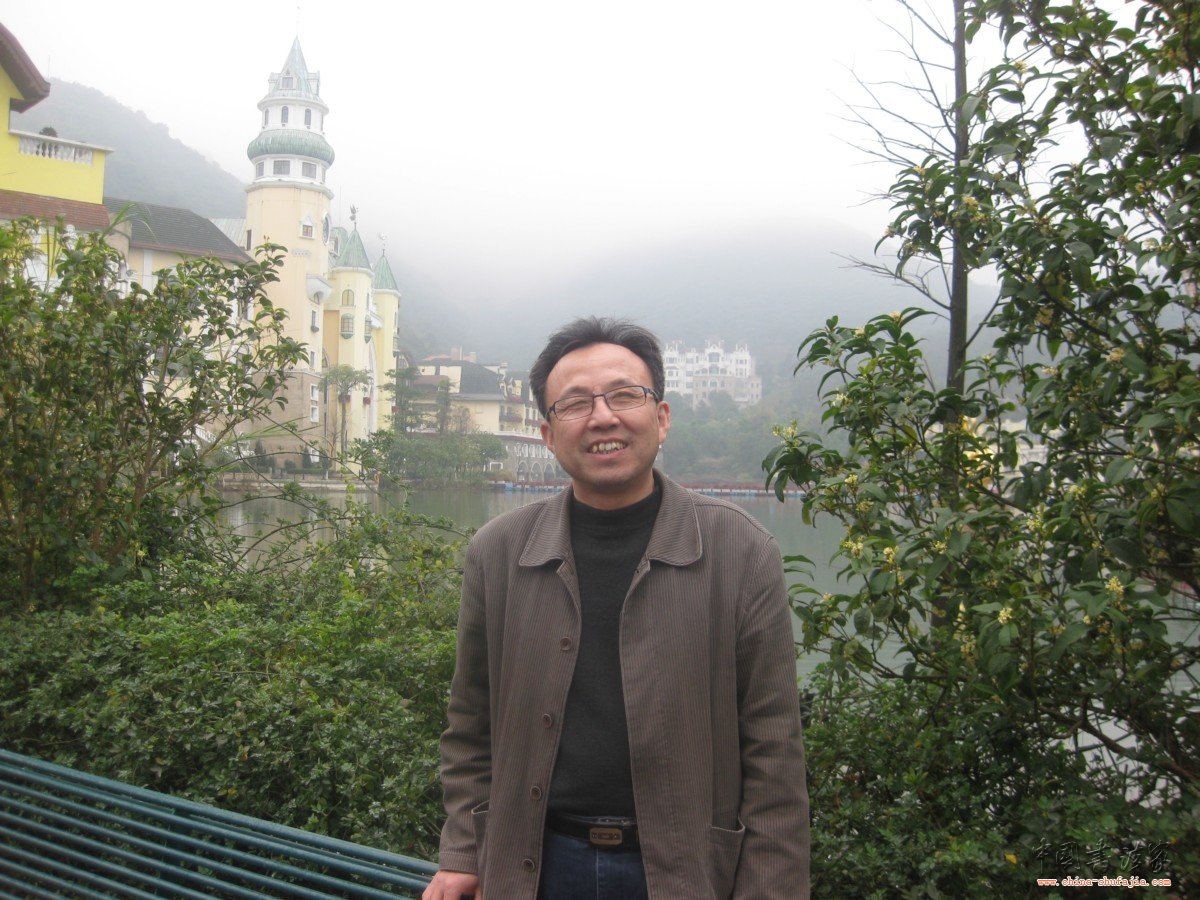 1_201211010050181Rz7L.jpg