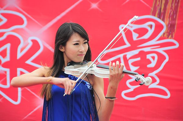 2013年3月17日，聊城华兴商厦福永量贩超市开业掠影。 (32).JPG
