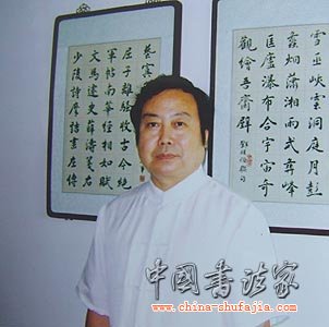 1_200910171724291eyHW.jpg