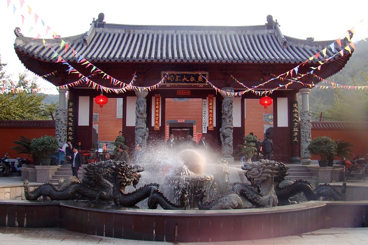 2010322235820542.jpg