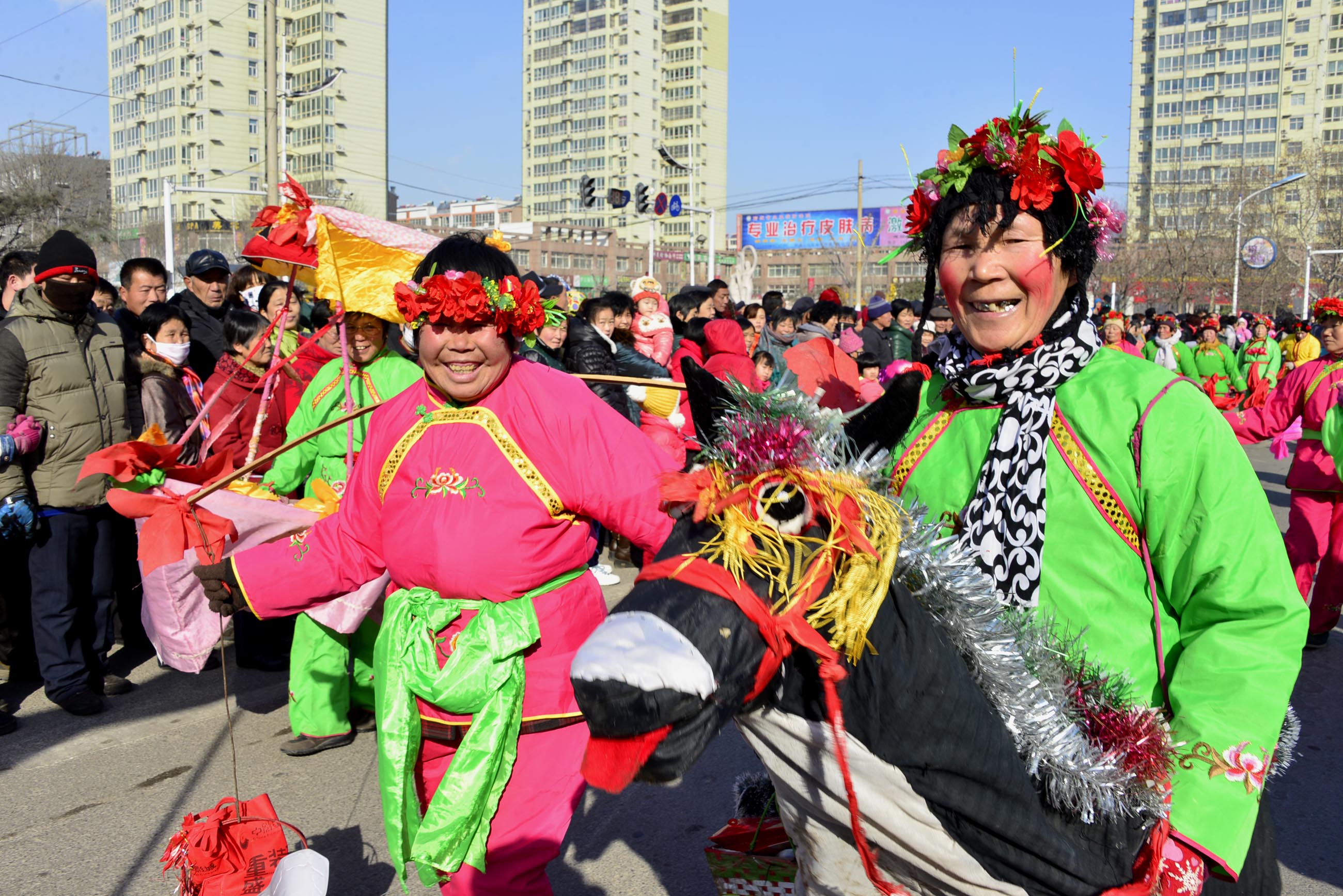 2014年2月10日，山东省茌平县春节群众文化活动剪影。