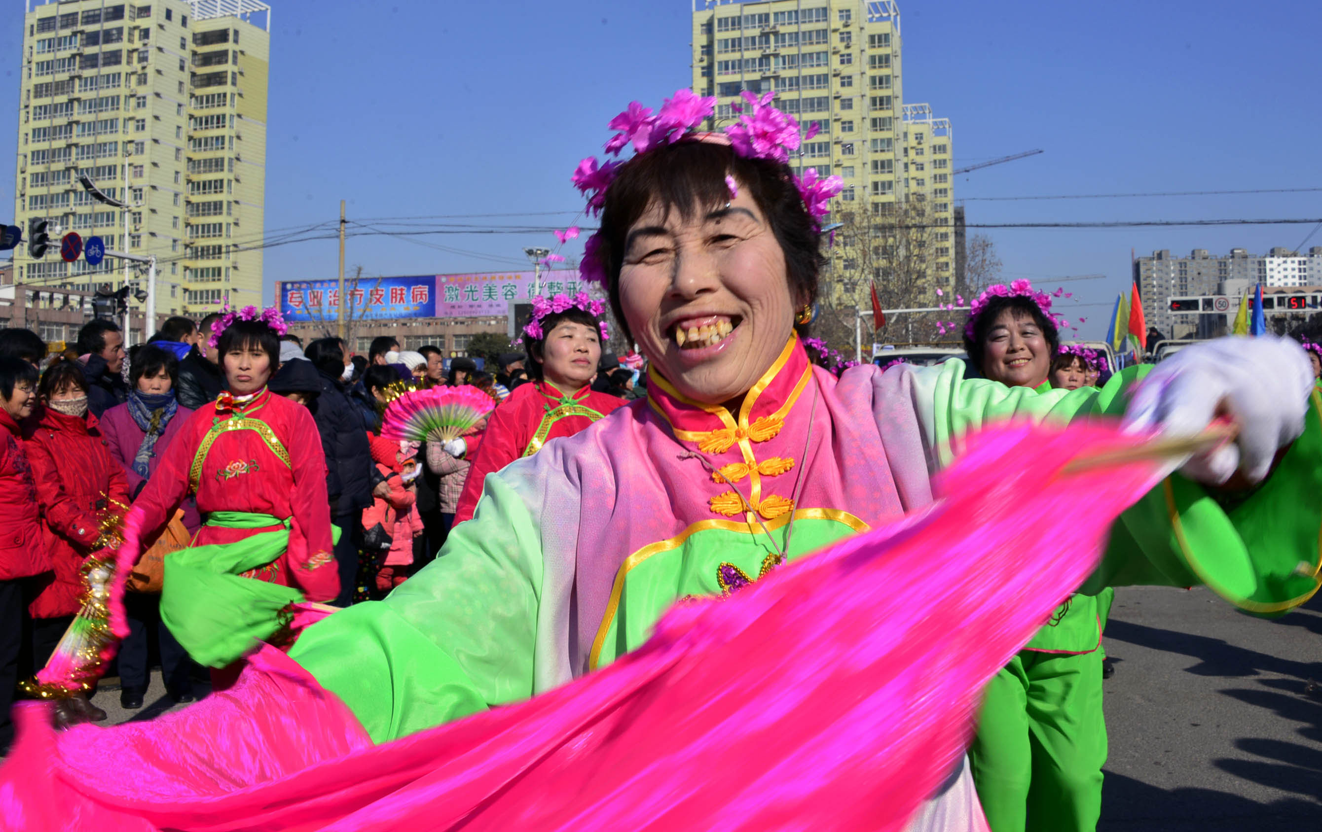 2014年2月10日，山东省茌平县春节群众文化活动剪影。