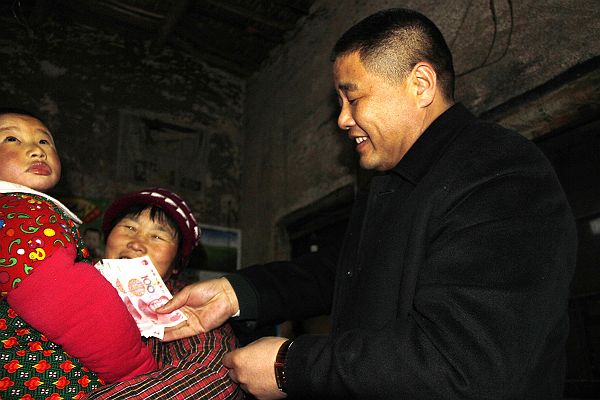 2014年1月21日，林志国在山东省冠县范寨乡雷庄、东邢庄、西邢庄、林庄、中塘村为当地的孤寡老人、 残障儿童 ...
