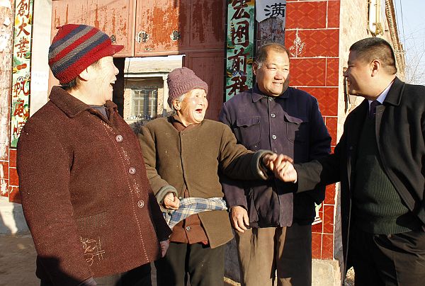 2014年1月21日，林志国在山东省冠县范寨乡雷庄、东邢庄、西邢庄、林庄、中塘村为当地的孤寡老人、 残障儿童 ...