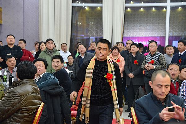 山东省茌平县黄酒厂厂长崔传勇携黄酒参加济南聊城籍老乡聚会纪实
