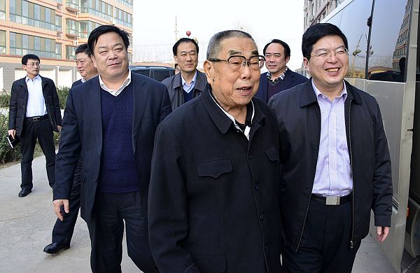 山东：聊城走访劳模张国忠开展调研党的群众路线教育实践活动