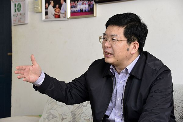山东：聊城走访劳模张国忠开展调研党的群众路线教育实践活动
