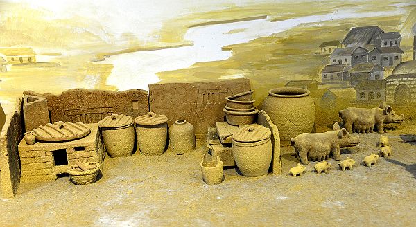 黄源黑陶艺术馆的展品