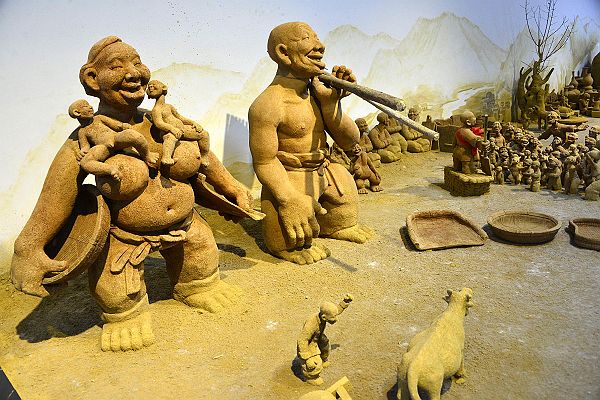 黄源黑陶艺术馆的展品