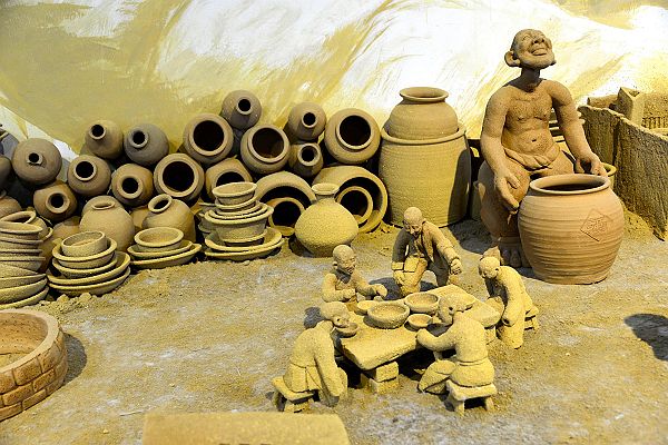黄源黑陶艺术馆的展品