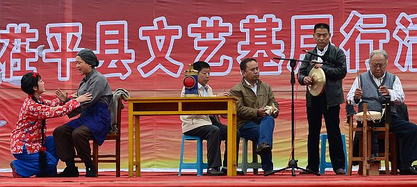 山东：茌平县启动文艺基层行活动（宋焕杰摄影作品）