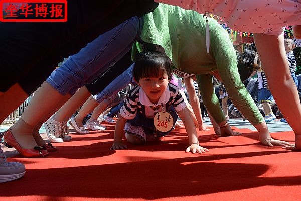 2014年5月26日，山东省茌平县实验幼儿园第三届幼儿运动会现场。