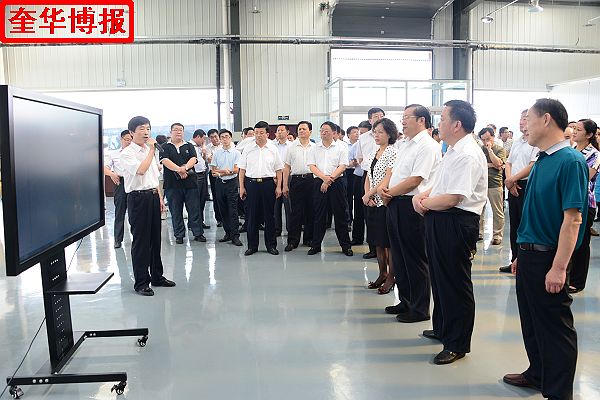 2014年8月16日，茌平县街道党委书记邬美忠向王忠林市长一行介绍茌平县聊城瑞华电子科技有限公司落地项目的进 ...
