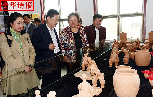 山东：聊城市政协副主席张广霞一行到民建会员企业山东醉一斗酒业调研