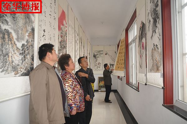 2014年11月1日，第三届醉一斗酒业储酒文化节开幕暨全国书画名家作品邀请展同时开展现场。