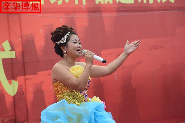 2014年11月1日，第三届醉一斗酒业储酒文化节开幕暨全国书画名家作品邀请展同时开展现场。 