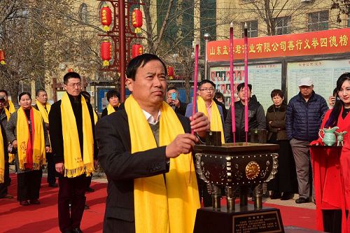 2017年11月28日，山东孟尝君酒业冬酿开窖仪式现场。 (17).jpg