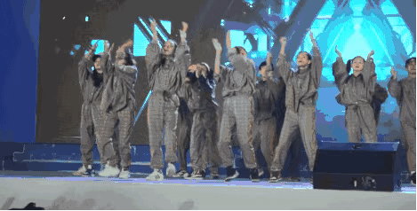 5C46D859-0361-4DB7-9163-A68DB40E167D.gif
