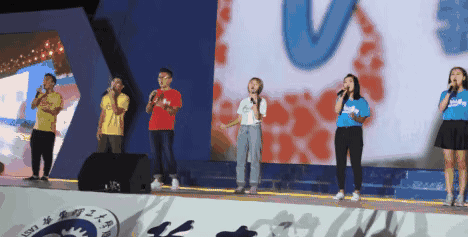 91161725-DE7A-4D73-BE4C-417A25A03DD6.gif