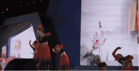 94C1F8CF-F02F-46A0-A7DF-ECD4EF75D186.gif