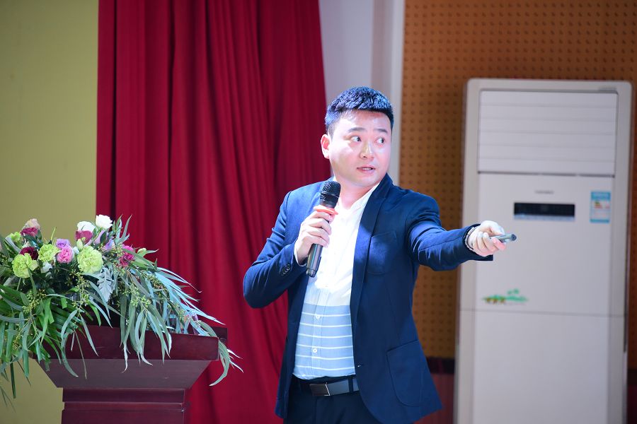 山东茌平：500余名教师接受语言艺术培训。 (34).JPG