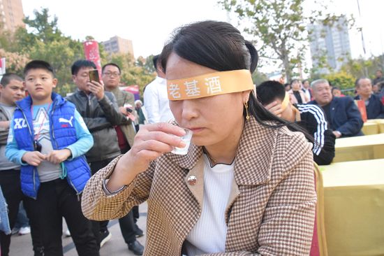 2019年10月19日，孟尝君酒业第四届酒王争霸赛茌平赛区比赛现场。 (10).jpg
