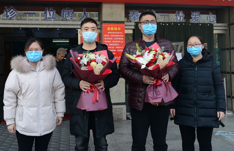 2020年2月20日，山东省茌平区人民医院为杨华、赵冲同医生援助武汉送行现场。 (17).JPG